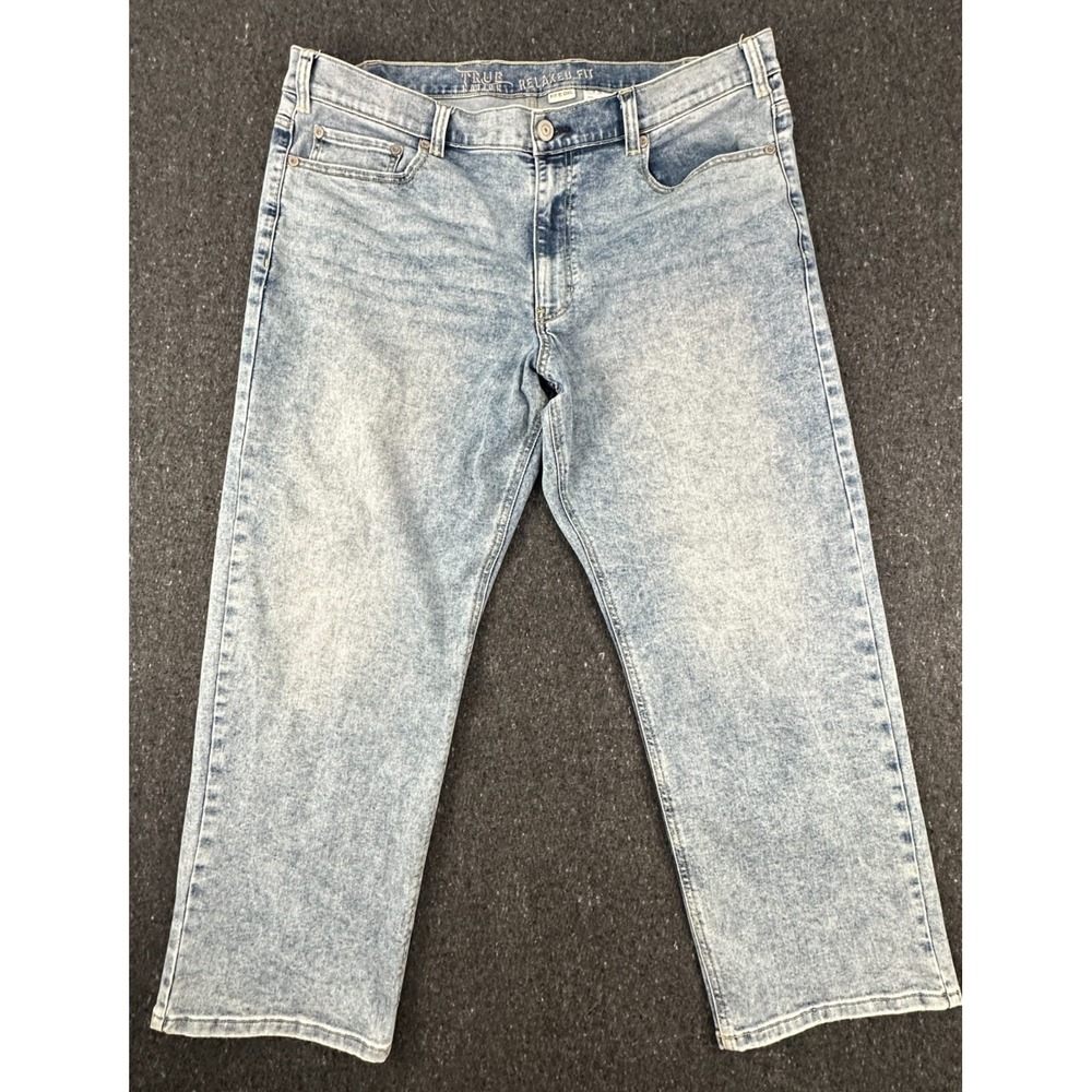 True Nation Men's Blue Jeans Relaxed Fit Size 44x30 light Wash Casual Work Pant